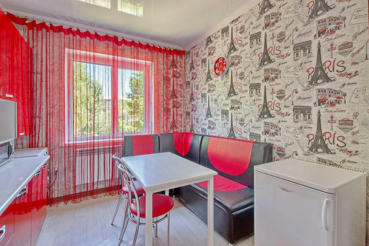 Cozy apartment on Rozybakiev 145. Atakent Ałma Ata Zewnętrze zdjęcie
